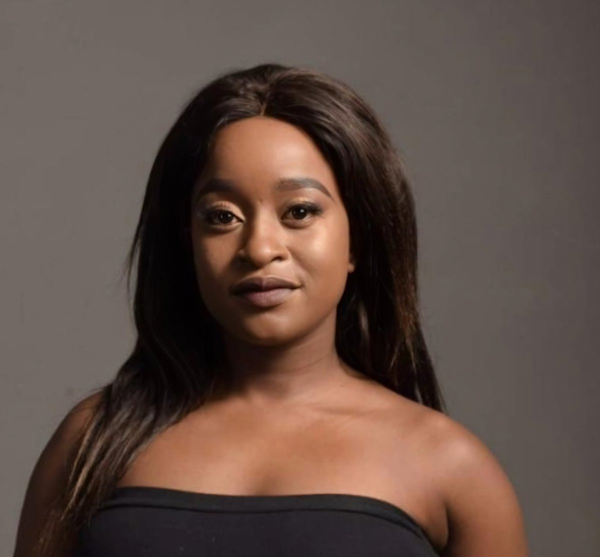 *MISSING PERSON ALERT*

Talente Biyela (31) was last seen on 02 June 2025 at eMseleni, whilst hiking to Jozini wearing a black top and a brown skirt. Anyone with information on her whereabouts can contact the police on 08600 10111 or 079 350 9570.