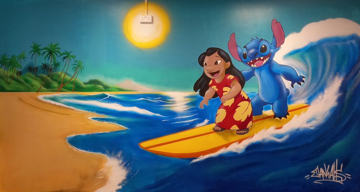 This was such a fun mural to paint!  Done in a school in Stockton. Has anyone seen the new #LiloandStitch movie yet? does it suck like most of the remakes?
