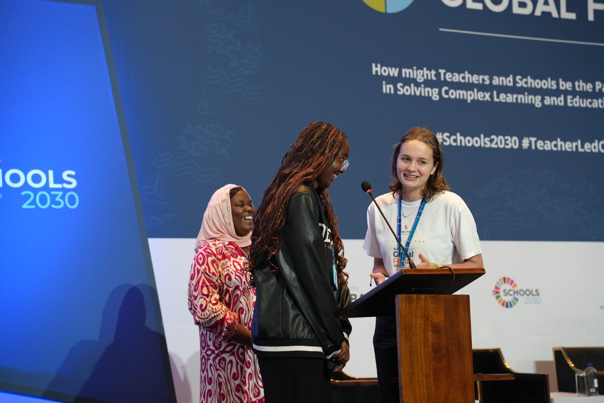 "Seeing another person's point of view is essential in understanding them." Youth Volunteer
 
We're warming up for Day 3 of the Schools2030 Global Forum, with our host for the day, Aisha Abeid, AKF Kenya &amp; our amazing youth volunteers! 

Join us LIVE now👉 youtube.com/live/IPbdjA5C9…