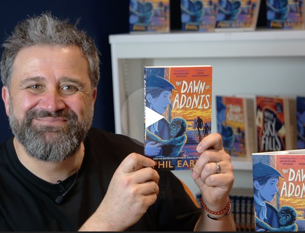 authorfy's tweet image. ✨✨ BOOK GIVEAWAY &amp;amp; MORE MASTERCLASS VIDEOS WITH PHIL EARLE!! ✨✨

We now have a whopping 25 videos with @philearle including 10 new videos on the brand new ‘The Dawn of Adonis’ &amp;amp; a scheme of work.

Hear Phil talk about his inspirations, creating villains, writing prologues &amp;amp;…
