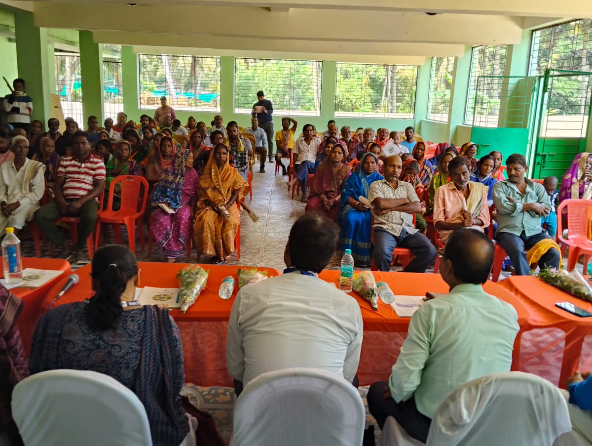 CDAO_Puri's tweet photo. #VKSA
Viksit Krishi Sankalp Abhiyan (VKSA) 
Interaction of Scientists with the farmers of Puri District at farmer's doorstep at GP Level. https://t.co/WVVfKRR7CU