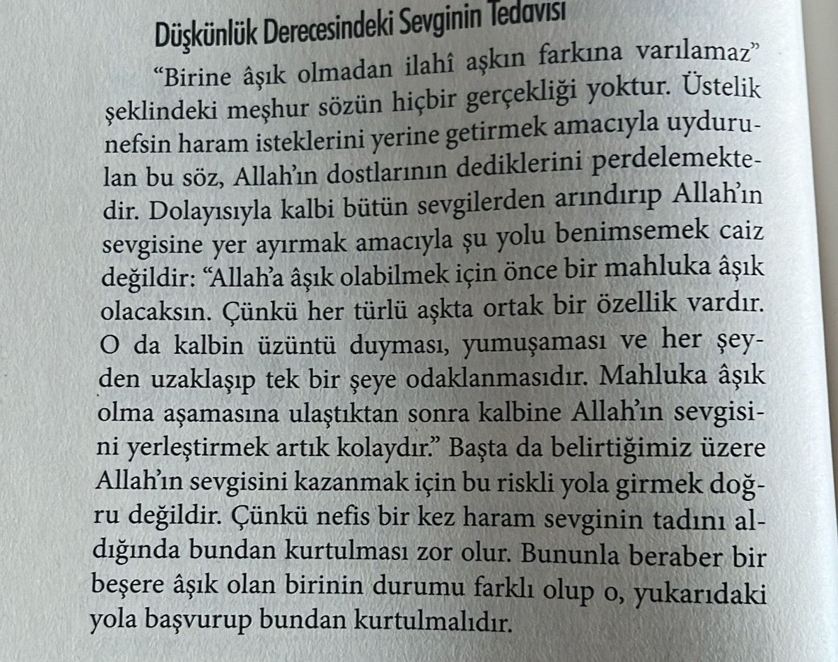 Aşk meşk karı kız kolpasına, kolpacılarına denecek tek bir söz vardır: Hadi ulan ordan!