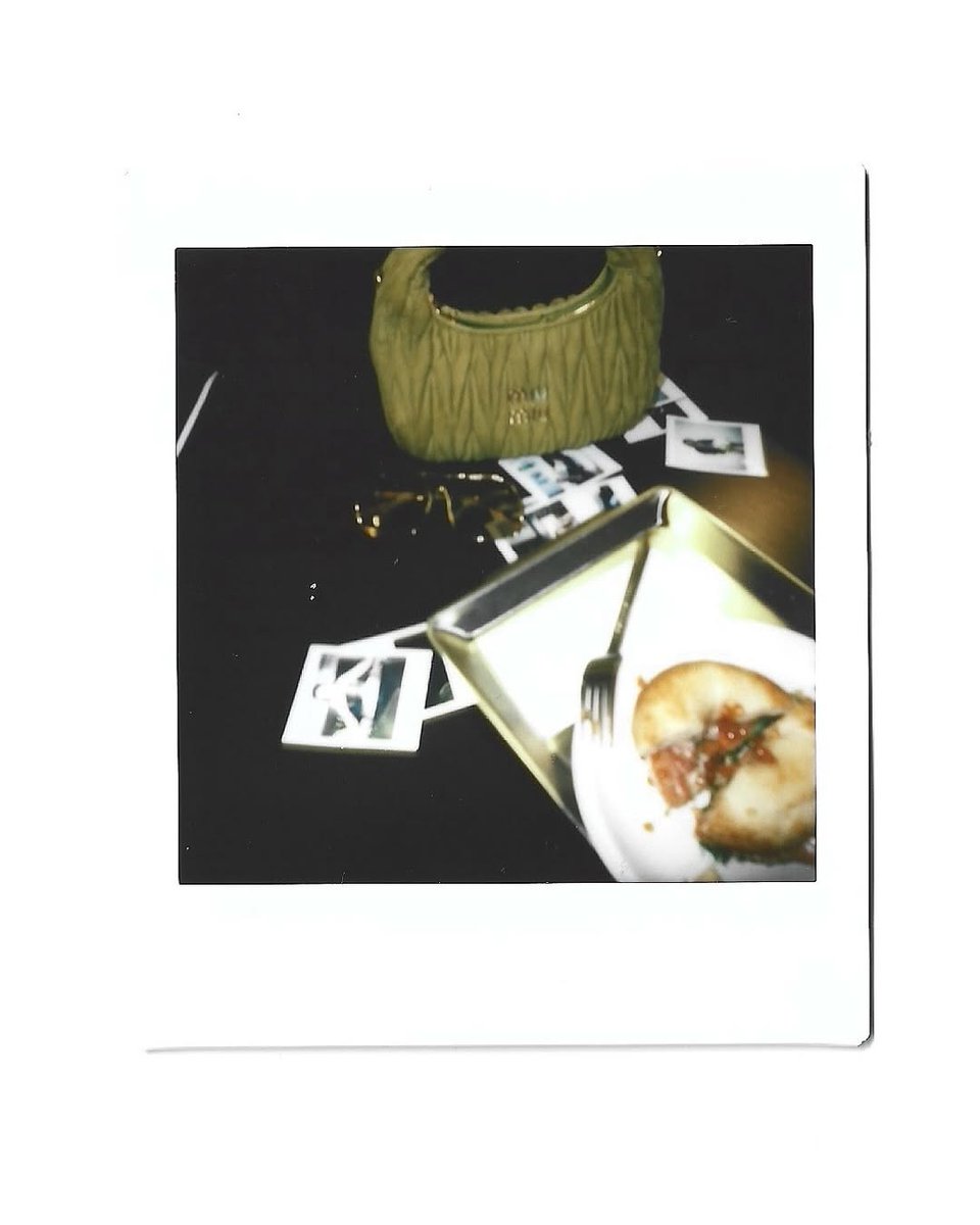 Valérie. tweet media