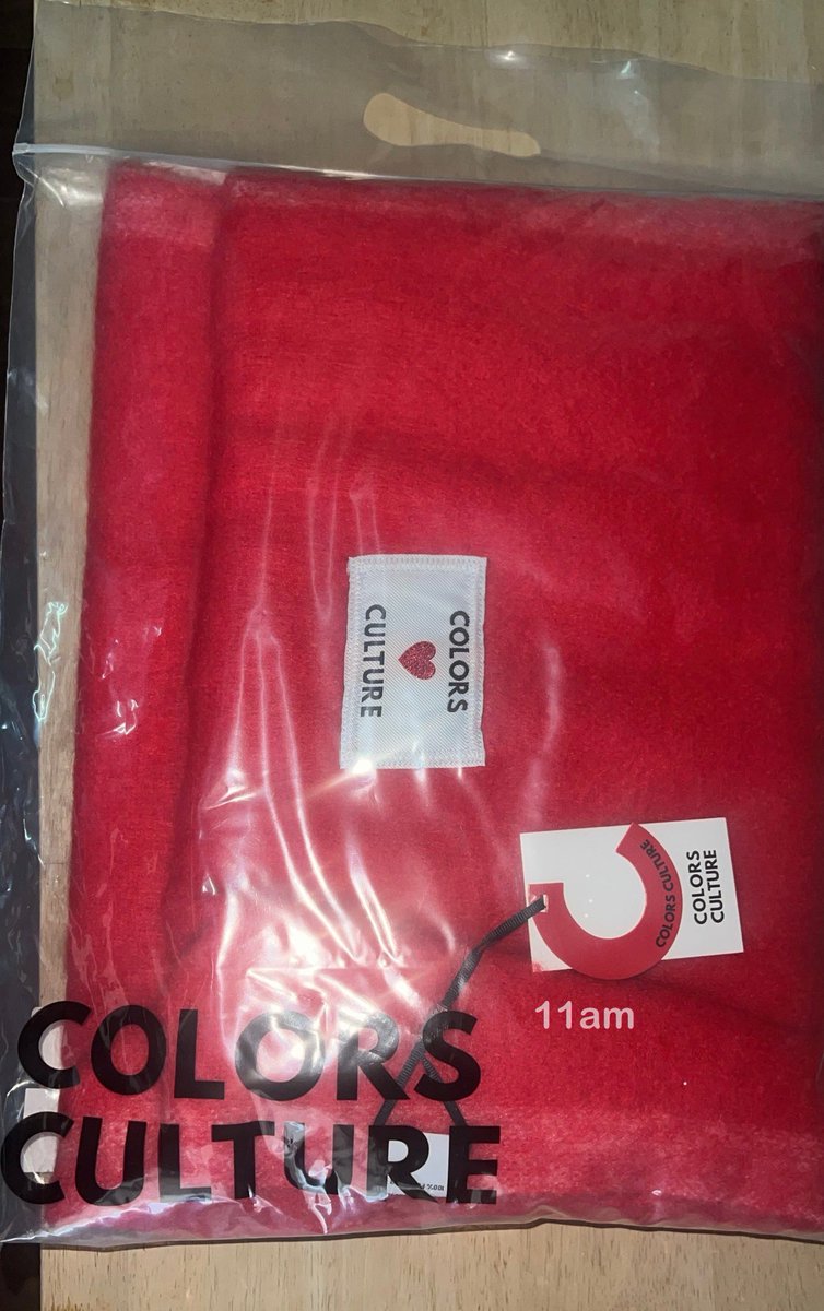 haveajuneday's tweet photo. wts
ผ้าพันคอ สีแดง 1000.- รวมส่ง
(ราคาเต็ม 1590.-) 
ไม่เคยใช้ 
นัดรับได้คอนเสิร์ต อีเวนท์ต่างๆ

#colorsculturebyppkritt
#ColorsCulture
#theHolidayCollection
#ตลาดนัดบกพพ https://t.co/zMjtuJi5ac