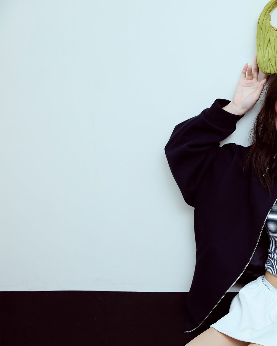 Valérie. tweet media