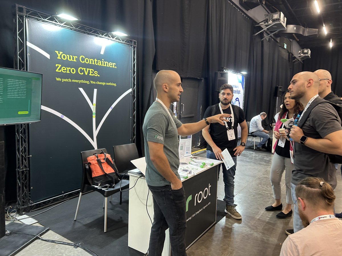 shar1z's tweet image. On the ground at @OWASP_IL with the super awesome @Meet_Rootio team! 

Great catching up with awesome @TLVCommunity friends on the ground like @barzik (1.0 &amp;amp; 2.0!) @jphess2 

Come say hi! There are socks!

#OWASPIL