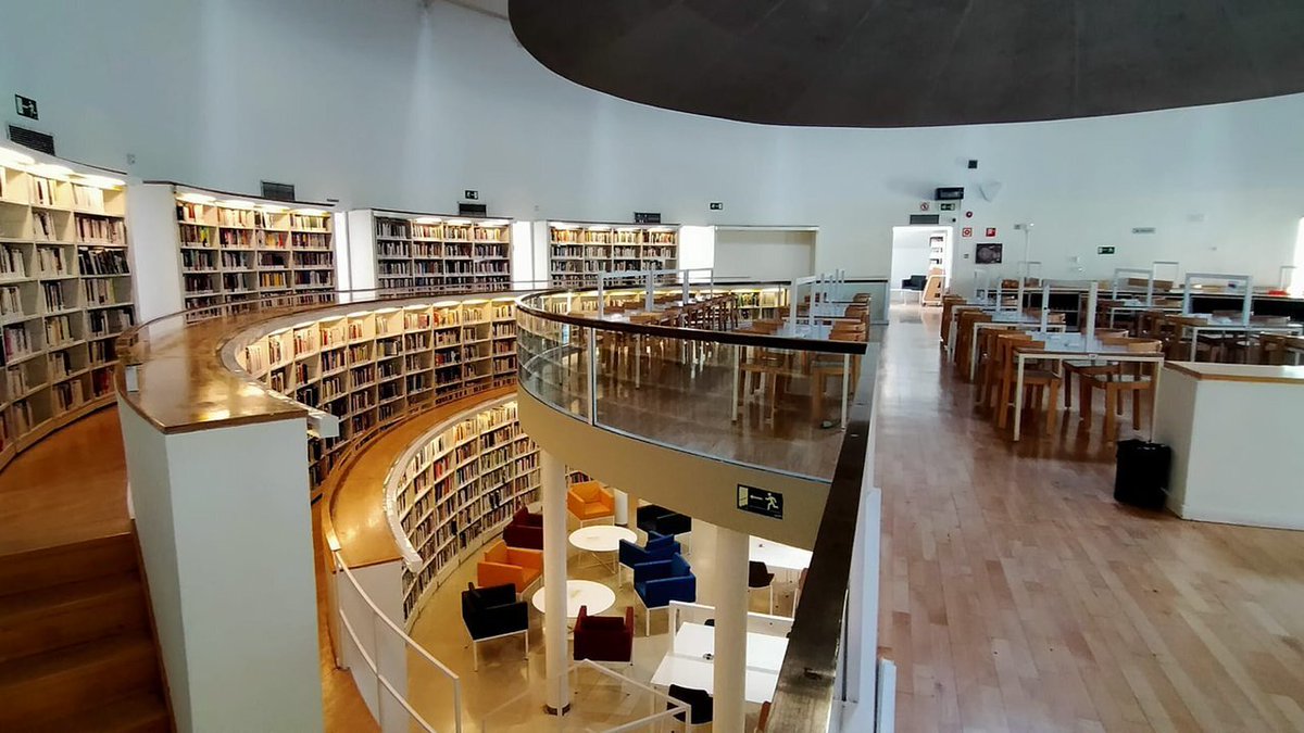 📚 Mucho ánimo a todos los estudiantes que están realizando la PAU. ¡Ya queda menos!

🎒 Recuerda que la @comunidadmadrid amplía hasta el 4 julio el horario de apertura de once bibliotecas públicas para facilitar a los estudiantes la preparación de los exámenes.