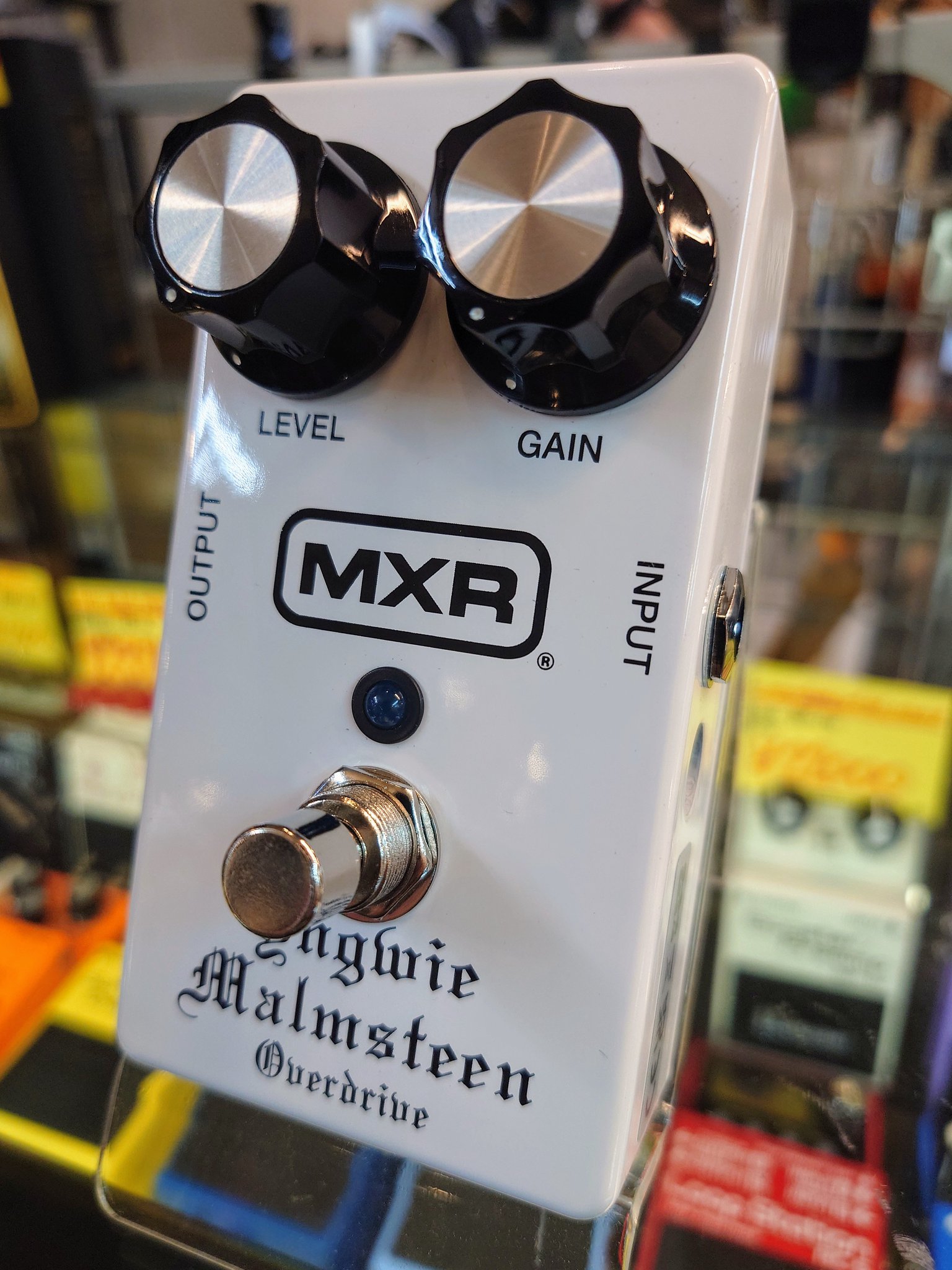 【限定生産】MXR/YJM308W White MXR】イングヴェイ・マルムスティーンのシグネイチャーペダル