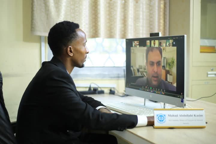 TutorMahad tweet picture