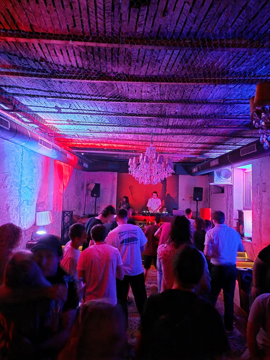 Kos Komelin (@kkomelin) on Twitter photo Shoutout to <a href="/SuperteamBLKN/">Superteam Balkan</a>, <a href="/BlockformerLLC/">Blockformer</a> and friends for organizing such a nice party. Great music, awesome people π Shoutout to <a href="/SuperteamBLKN/">Superteam Balkan</a>, <a href="/BlockformerLLC/">Blockformer</a> and friends for organizing such a nice party. Great music, awesome people π