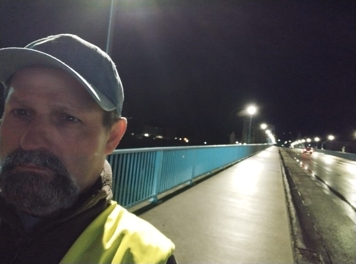 Jeśli chcemy, by Polska była bezpieczna, granicy trzeba pilnować dniem i nocą.
________
✍️ Zapisz się: ruchobronygranic.pl
🤝 Wesprzyj nas: roty.pl/wsparcie

#RuchObronyGranic #StopMigracji #BezpiecznaPolska