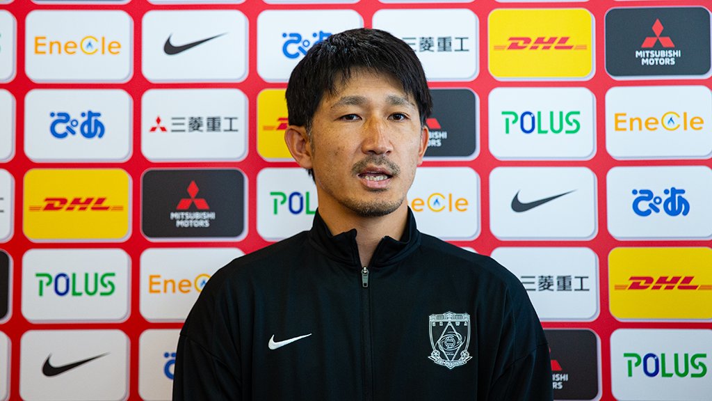 5日のトレーニング後、堀之内 聖SDの取材が大原サッカー場で行われ、6