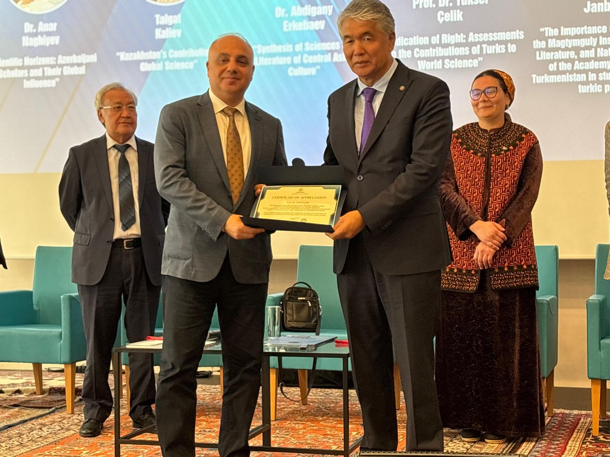 TÜRKSOY'un Berlin'de gerçekleştirdiği akademik faaliyette Türk Dünyasının bilim ve kültür meseleleri ele alındı, emeği geçenleri kutluyorum.