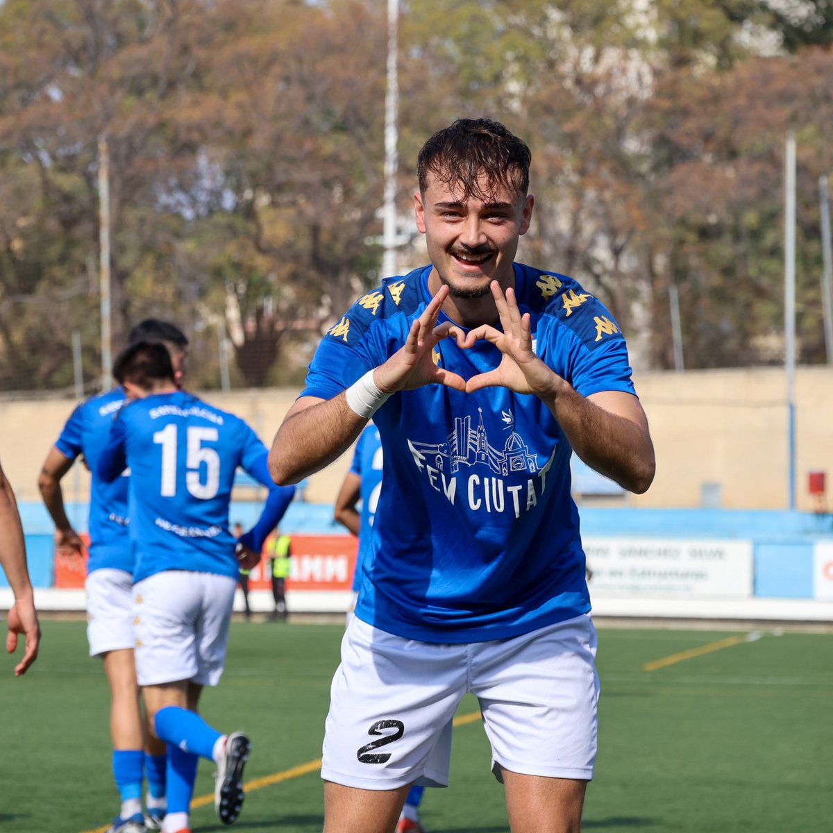 🔚 Palomeque tanca la seva etapa a la Grama

⚽️ Han estat tres temporades plenes de compromís, intensitat i treball incansable amb la samarreta colomenca.

💙 Molta sort, Palo! Et desitgem el millor per al futur!