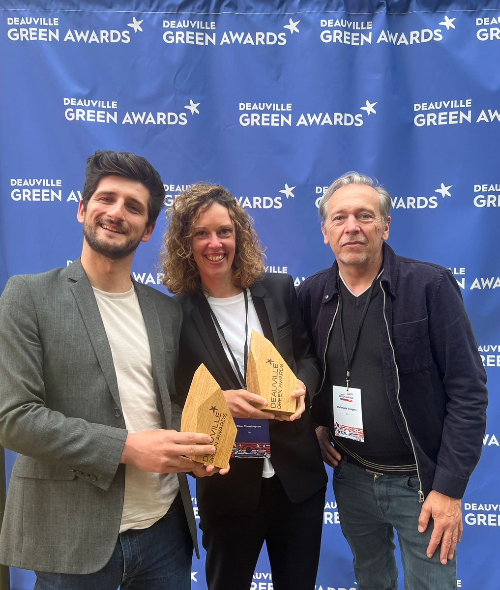 TF1Info (@tf1info) on Twitter photo 👏 L'information du <a href="/GroupeTF1/">Groupe TF1</a> récompensée aux <a href="/DeauvilleGreenA/">Deauville Green Awards</a>
🏆 Désert d’Atacama : le cimetière de vêtements - <a href="/AugeyBastien/">Bastien Augey</a> & <a href="/cleajnn/">Cléa Jouanneau</a>
🏆 Limites Planétaires – <a href="/YaniKhezzar/">Yani Khezzar</a>, Christophe Aragona & Élise Chambeyron
👌 Bravo aux journalistes des rédactions de <a href="/TF1/">TF1</a> & <a href="/LCI/">LCI</a> 👏 L'information du <a href="/GroupeTF1/">Groupe TF1</a> récompensée aux <a href="/DeauvilleGreenA/">Deauville Green Awards</a>
🏆 Désert d’Atacama : le cimetière de vêtements - <a href="/AugeyBastien/">Bastien Augey</a> & <a href="/cleajnn/">Cléa Jouanneau</a>
🏆 Limites Planétaires – <a href="/YaniKhezzar/">Yani Khezzar</a>, Christophe Aragona & Élise Chambeyron
👌 Bravo aux journalistes des rédactions de <a href="/TF1/">TF1</a> & <a href="/LCI/">LCI</a>