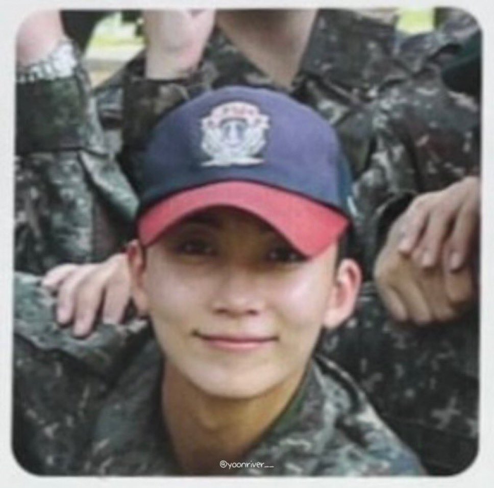 대학조교오빠만 할줄알았지 
군 조교까지 말아온다고는 안했잖아
진짜죽을게요그냥..