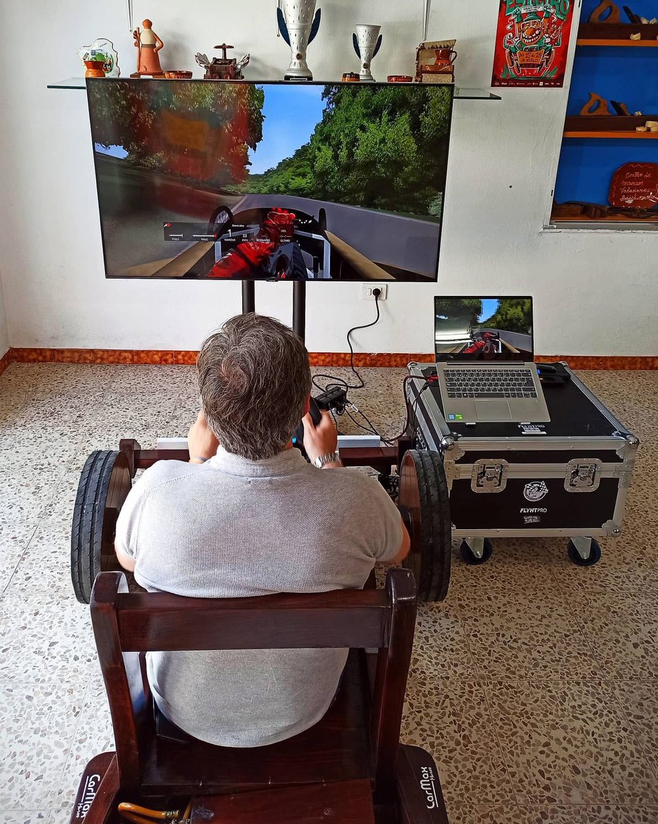 ADCarrilanas's tweet photo. @aocontraataque O simulador do GP está listo para cando queirades ⏱️🙂🕹 https://t.co/kQmsdPuRdG