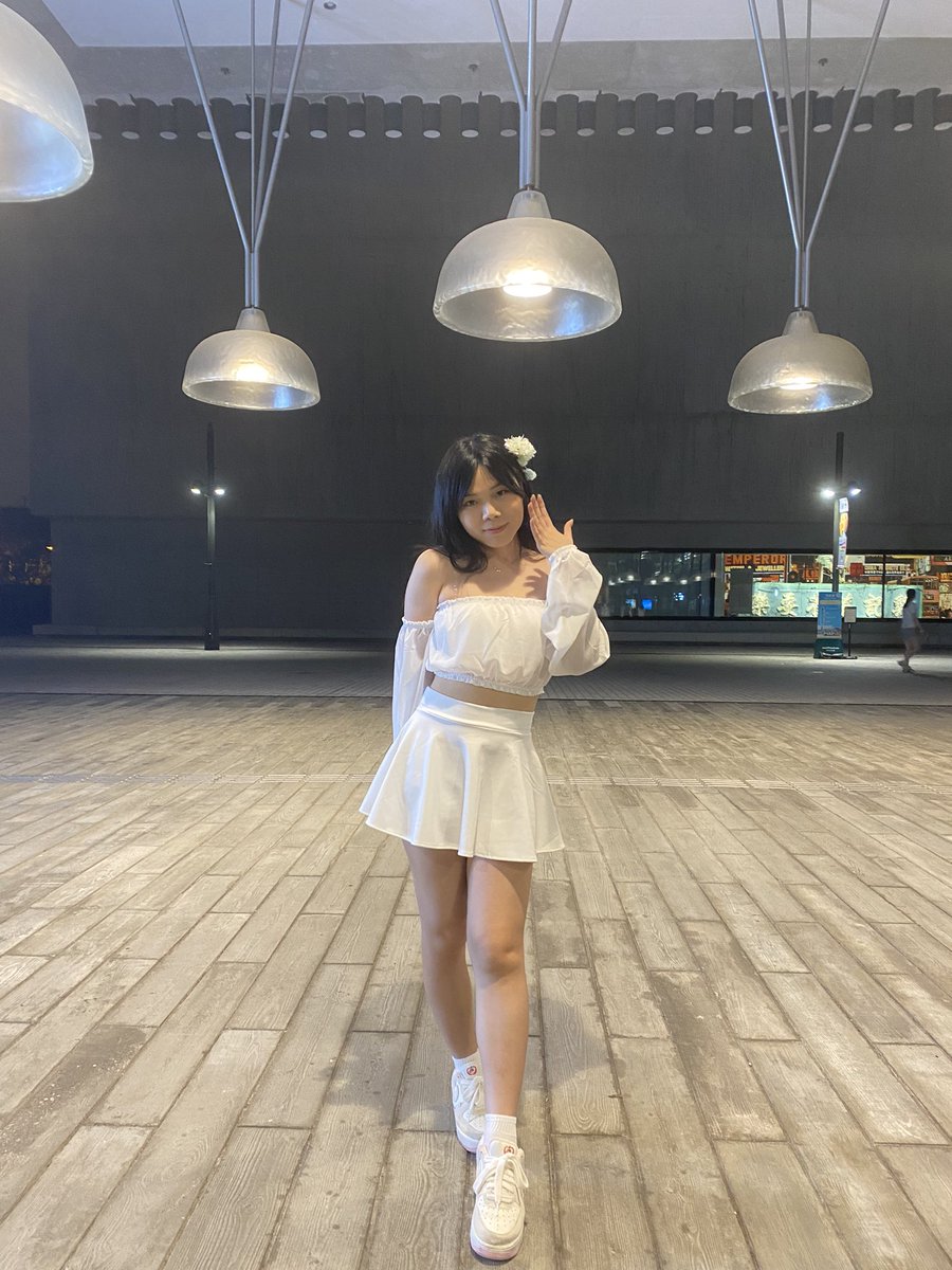 BubblesTse's tweet photo. 攝影師好勁，影到我好瘦🙈😻 #藥娘 #偽娘 #ts https://t.co/lzKpBz56qs