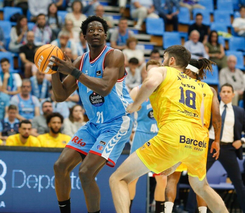 Alex_ReyesIB (@alex_reyesib) on Twitter photo 🔵🔵 BOUBACAR TOURE pondrá rumbo al baloncesto nipón de la mano de los Sendai 89ers (vía <a href="/Urbodo/">Donatas Urbonas</a>).
El pivot senegalés jugó esta temporada para el Río Breogán, promediando 5.3 puntos, 3.1 rebotes y 0.6 tapones.
Anteriormente jugó para el Valencia Basket. 🔵🔵 BOUBACAR TOURE pondrá rumbo al baloncesto nipón de la mano de los Sendai 89ers (vía <a href="/Urbodo/">Donatas Urbonas</a>).
El pivot senegalés jugó esta temporada para el Río Breogán, promediando 5.3 puntos, 3.1 rebotes y 0.6 tapones.
Anteriormente jugó para el Valencia Basket.