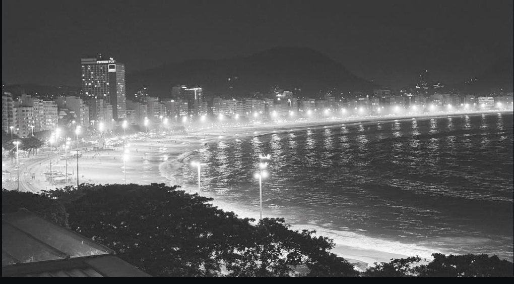 lkminkitty's tweet photo. nem tudo é sobre vocês mas tudo é sobre HWANG HYUNJIN POSTANDO FOTOS EM SOLO BRASILEIRO PQP VOLTEM IMEDIATAMENTE https://t.co/vcQQupJilE