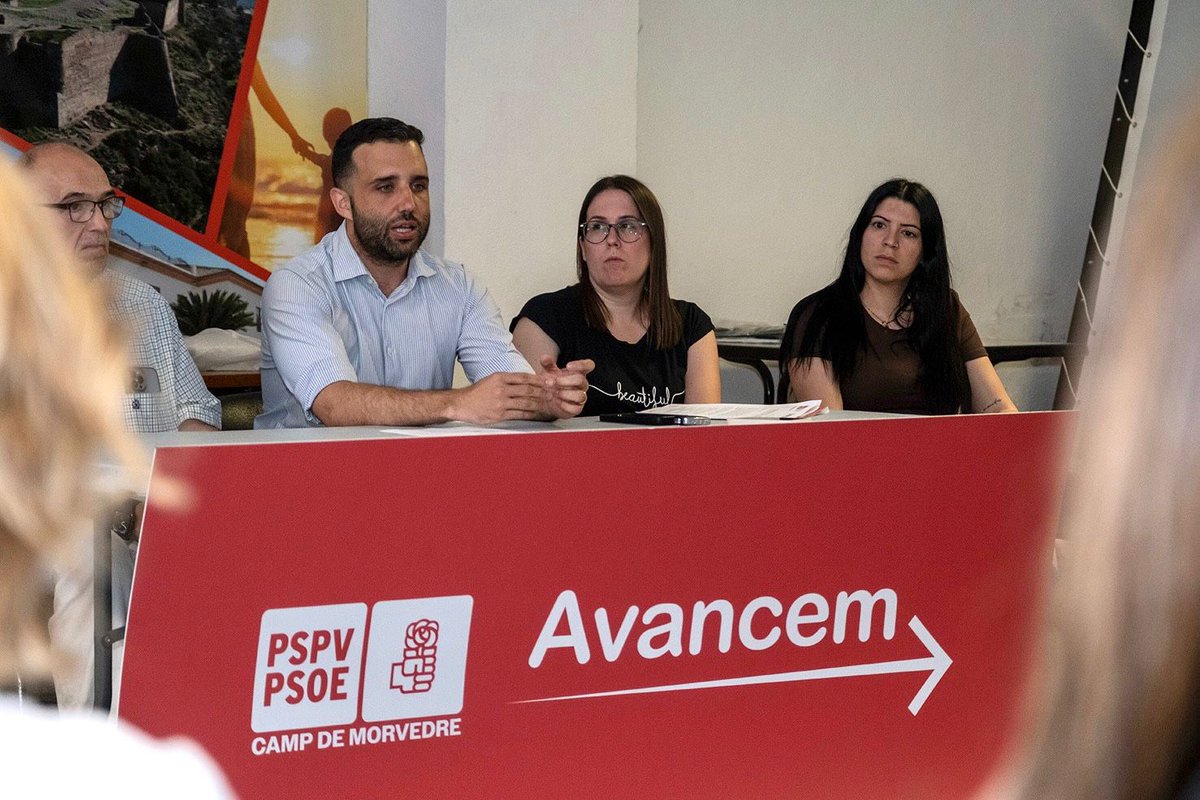 🌹Primera reunió de la nova Comissió Executiva Comarcal.

Nou equip, però la mateixa missió de sempre: continuar impulsant el projecte socialista i les polítiques progressistes al Camp de Morvedre.

Mans a la faena per a ser una comarca que avança!🚀
