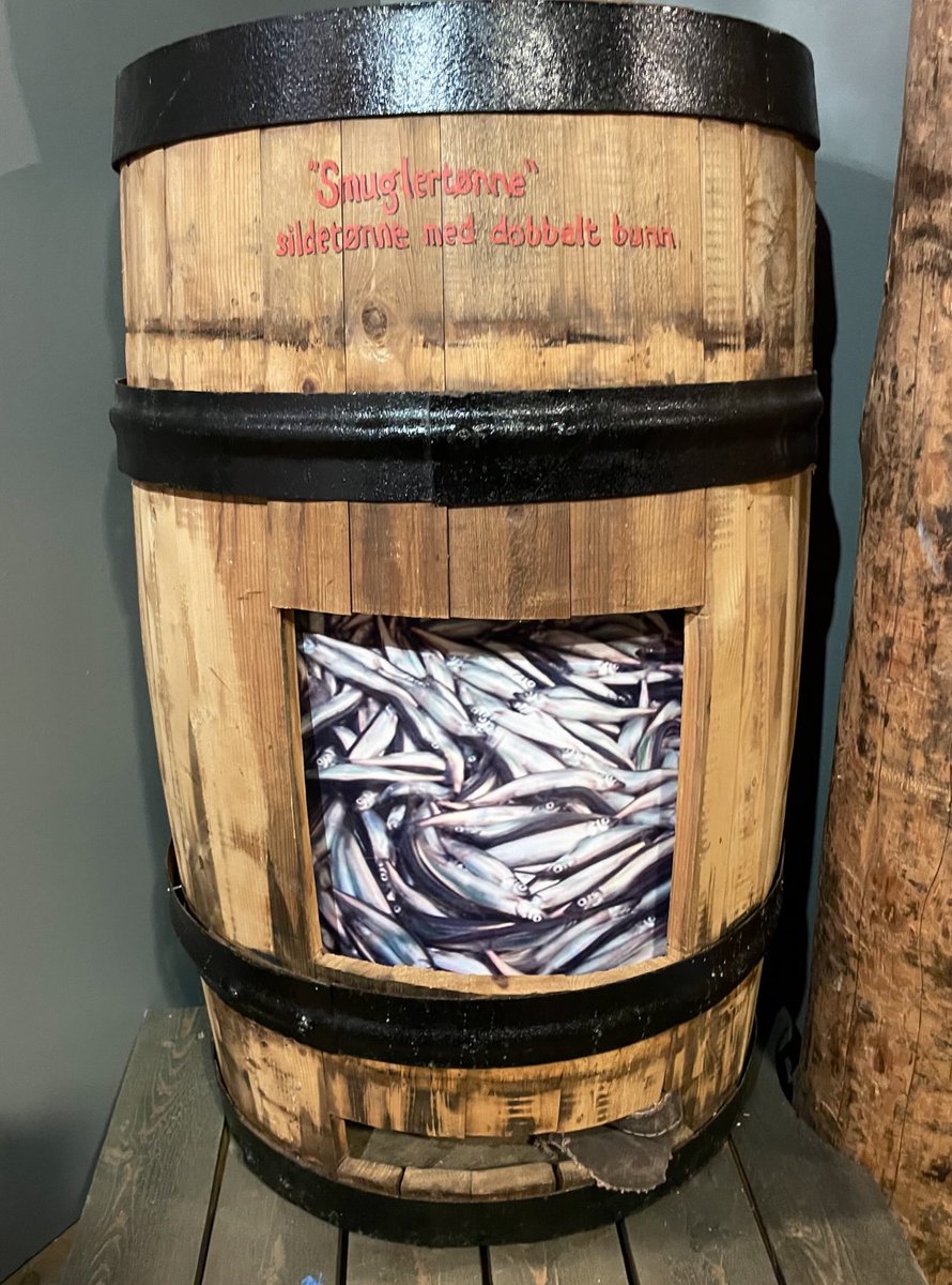 Dual use barrel: herrings on top; revolutionary propaganda below. How close did Norway come to a Soviet Socialist Republic in Finnmark? We may never know. (Pomor Museum, Vardo) #leftwingherrings #russianrecipes #wheresthemayo #herringsoftheworld
