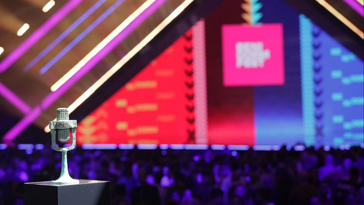 BenidormFestTVE's tweet image. ¡AHORA SÍ!

Ya está abierto el plazo para presentar tu candidatura al #BenidormFest2026 

#ElFestivalQueQuieres ✨

rtve.es/n/16610557