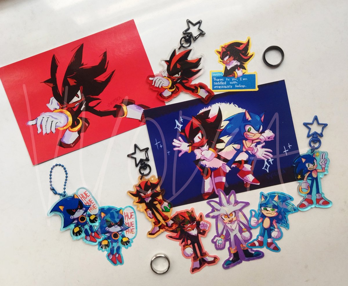 !sellsf Halooo, sender nanti jualan sonic merch di chibicon 7 sby! Kalo yang kesana bisa mampir ke booth H-3 :D katalog lengkap nanti sender up di rep