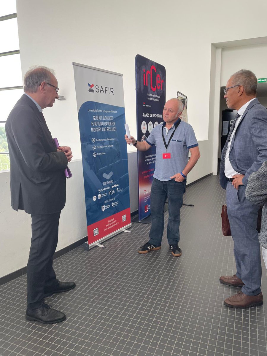 Région académique Nouvelle-Aquitaine (@ranouvaquitaine) on Twitter photo Le recteur délégué à l’ESRI <a href="/GalderisiClaud1/">Claudio Galderisi</a> était en visite à l’université de Limoges aux côtés du président <a href="/v_jolivet/">Vincent Jolivet</a> .
🎯Focus sur les pôles d’excellence avec la visite de l’Institut GIO (OMIJ) et de l’Institut SHS (IRSHS),
🎯 Echanges avec les équipes de recherche Le recteur délégué à l’ESRI <a href="/GalderisiClaud1/">Claudio Galderisi</a> était en visite à l’université de Limoges aux côtés du président <a href="/v_jolivet/">Vincent Jolivet</a> .
🎯Focus sur les pôles d’excellence avec la visite de l’Institut GIO (OMIJ) et de l’Institut SHS (IRSHS),
🎯 Echanges avec les équipes de recherche