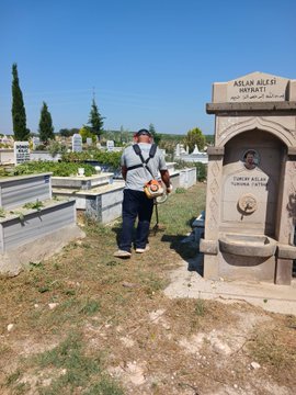 Mezarlıkların temizlik çalışmaları