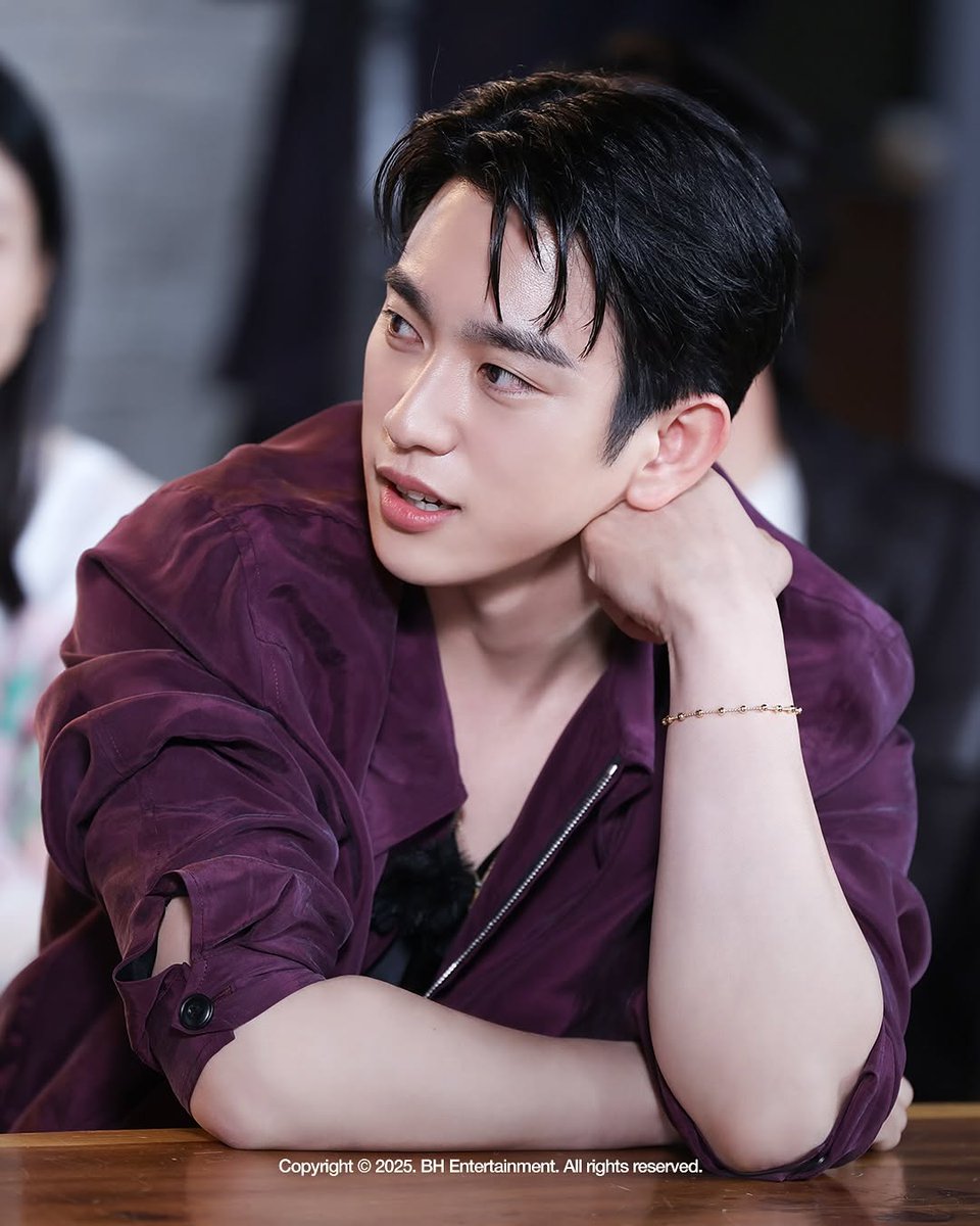 JustForJinyoung's tweet photo. 250605 BH Entertainment IG post

📸 𝗕𝗛𝗜𝗡𝗗 𝗦𝗛𝗢𝗢𝗧 𝗕𝗬 𝗣𝗔𝗥𝗞 𝗝𝗜𝗡 𝗬𝗢𝗨𝗡𝗚 
https://t.co/UyABG0Y0TE

#Jinyoung #진영 #박진영 #GOT7 #갓세븐 @JINYOUNG @GOT7Official @jinyoung0922_jp https://t.co/sgS72YWPhL