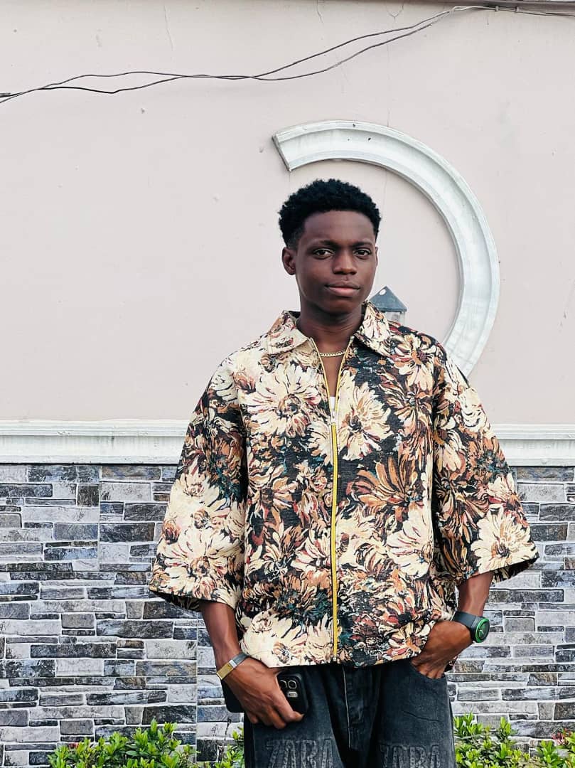 HAliakor's tweet photo. Happy Birthday Prayer to My Dear Cousin Ebuka Boniface Ifeanyi 

Happy birthday, my dear cousin; my father's only sister's first son. Today, I thank God for the beautiful gift of your life. You are more than just family to me; you are a brother, a friend, and a blessing. https://t.co/pW7Vl2qOPG