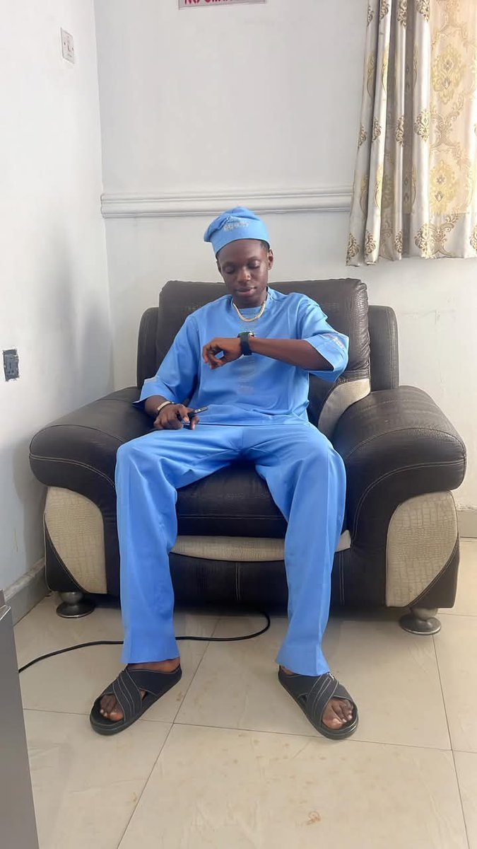 HAliakor's tweet photo. Happy Birthday Prayer to My Dear Cousin Ebuka Boniface Ifeanyi 

Happy birthday, my dear cousin; my father's only sister's first son. Today, I thank God for the beautiful gift of your life. You are more than just family to me; you are a brother, a friend, and a blessing. https://t.co/pW7Vl2qOPG