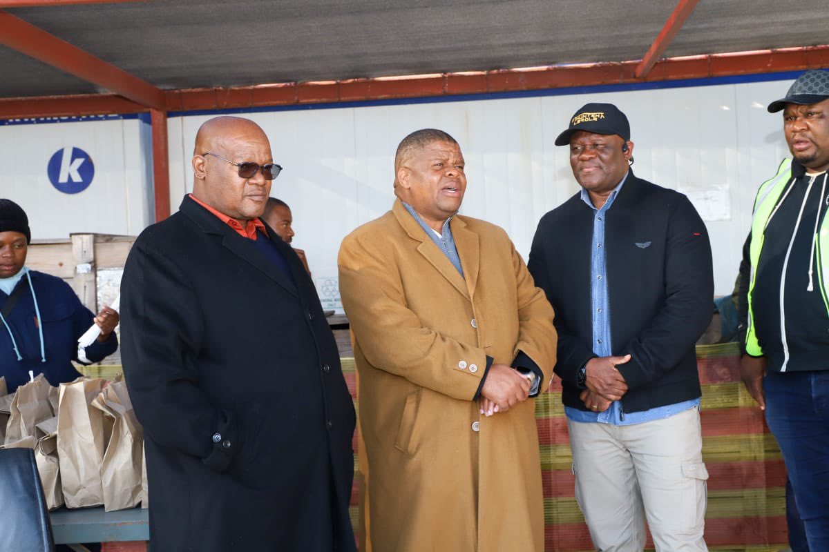Today, I conducted an oversight visit at the Brits Water Treatment Works alongside the North West MEC for Cooperative Governance and the Executive Mayor of Madibeng Municipality.

This upgrade project is critical to improving water security and ensuring that communities in and