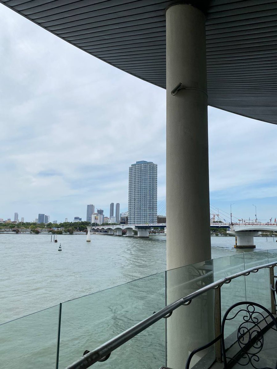 Brunch, good vibes, and even better convos   

Can’t think of a better way to spend the day talking Web3 x AI &amp; all things Oraichain. ✨