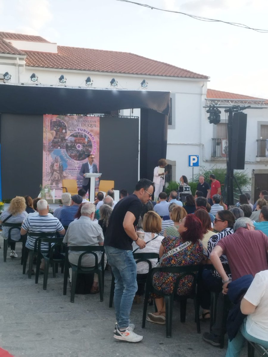 Emcotur's tweet image. 🎯 ¡#Emcotur está presente en la XX Feria de Turismo Rural Villanueva del Duque (4–8 junio)! 🌿 Un evento de gran relevancia para el turismo rural⁠ y nuestros asociados.

¿Todavía no formas parte? ¡Únete y crece con nosotros!