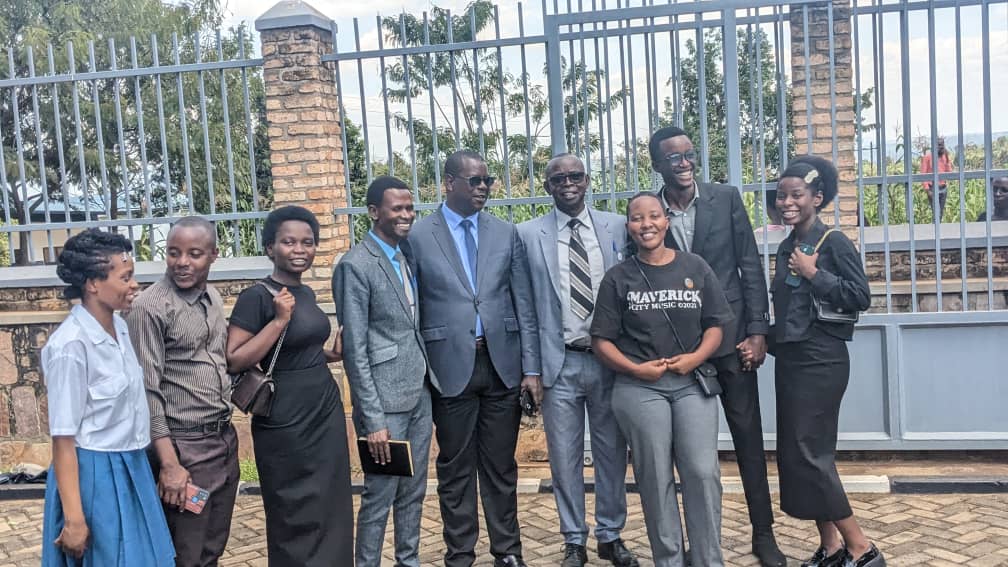 University Of Gitwe tweet media