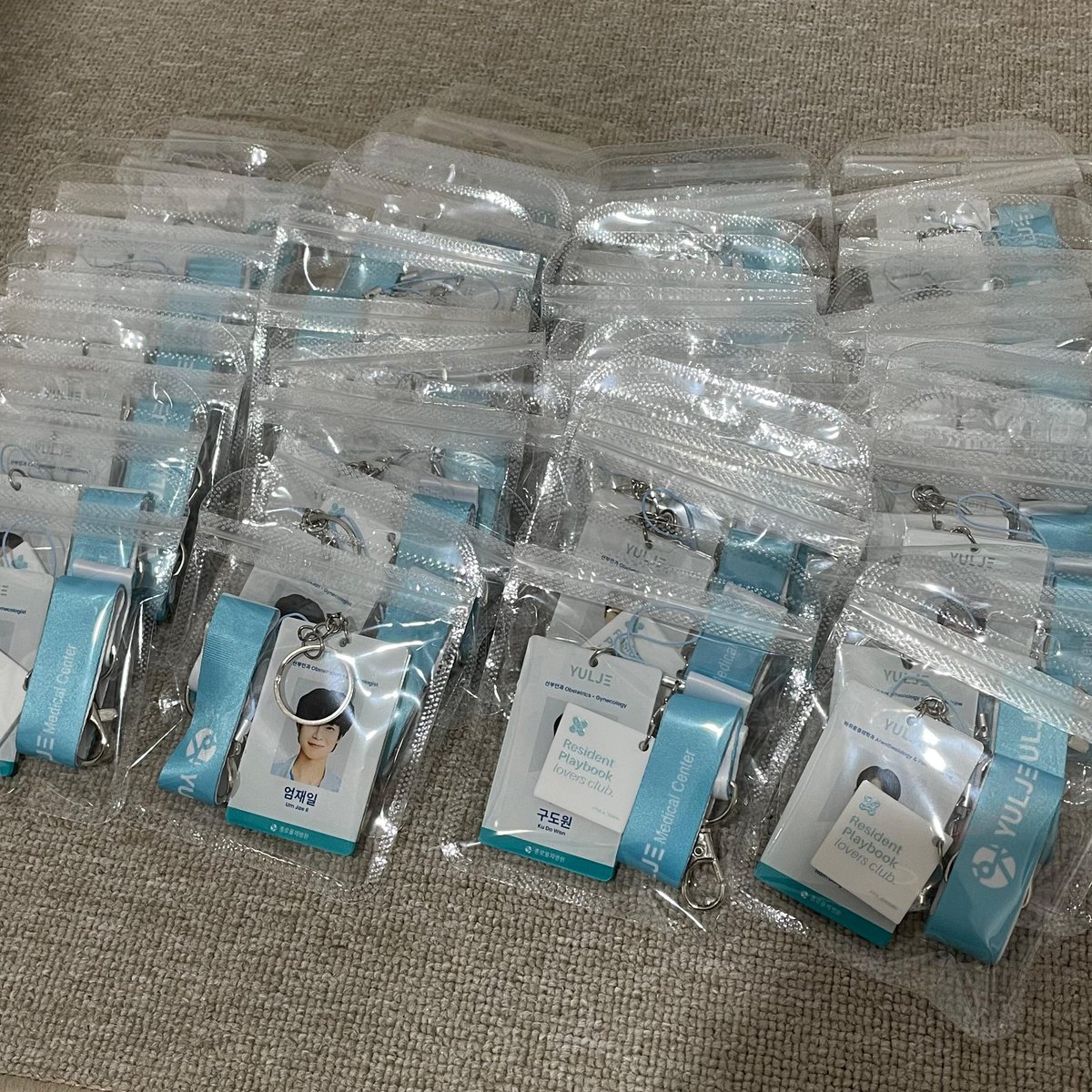 _520zip's tweet image. — UPDATE
Lagi proses repack dulu ya, nanti malem dikirim email pelunasan