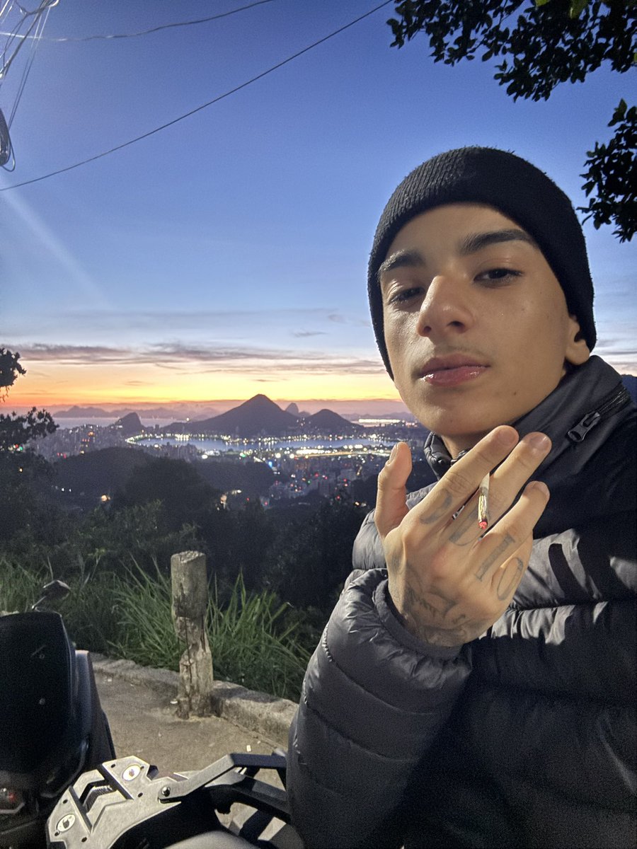 hzsiria's tweet image. Bom dia Rio