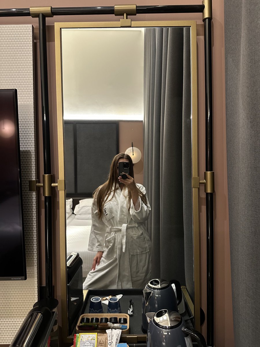 Alyonita tweet media