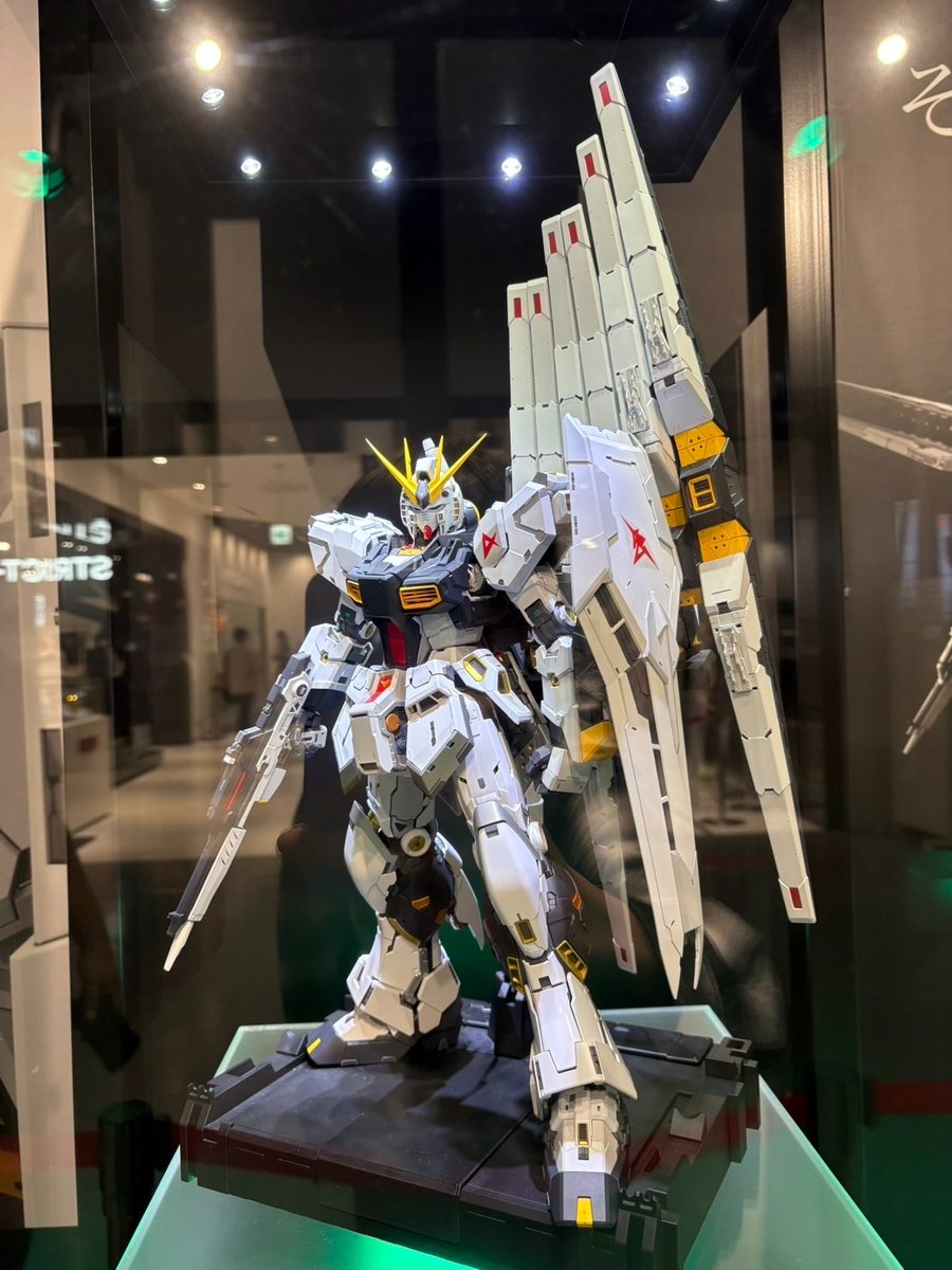 🆕◤特別展示情報②◢ ガンダムベース東京店では、 ガンプラ45年の到達