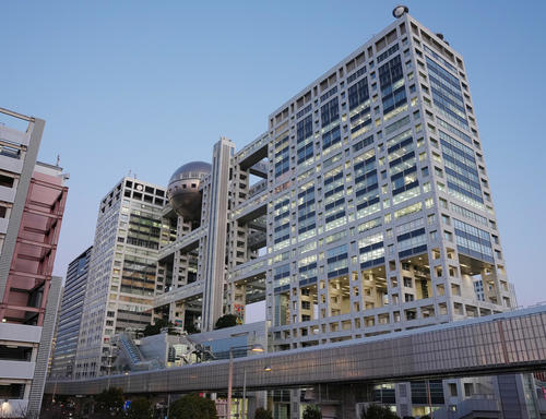 livedoornews's tweet photo. 【発表】フジテレビ、港浩一元社長と大多亮元専務を提訴へ 中居正広氏に関する一連の問題受け
https://t.co/kuwGnyFmy0

フジ・メディアHDは「港浩一元代表取締役社長及び大多亮元専務取締役に対して法的責任を追及することを会社法に基づき決定し、訴訟の準備に入った」と発表した。 https://t.co/vOEVBuYfra