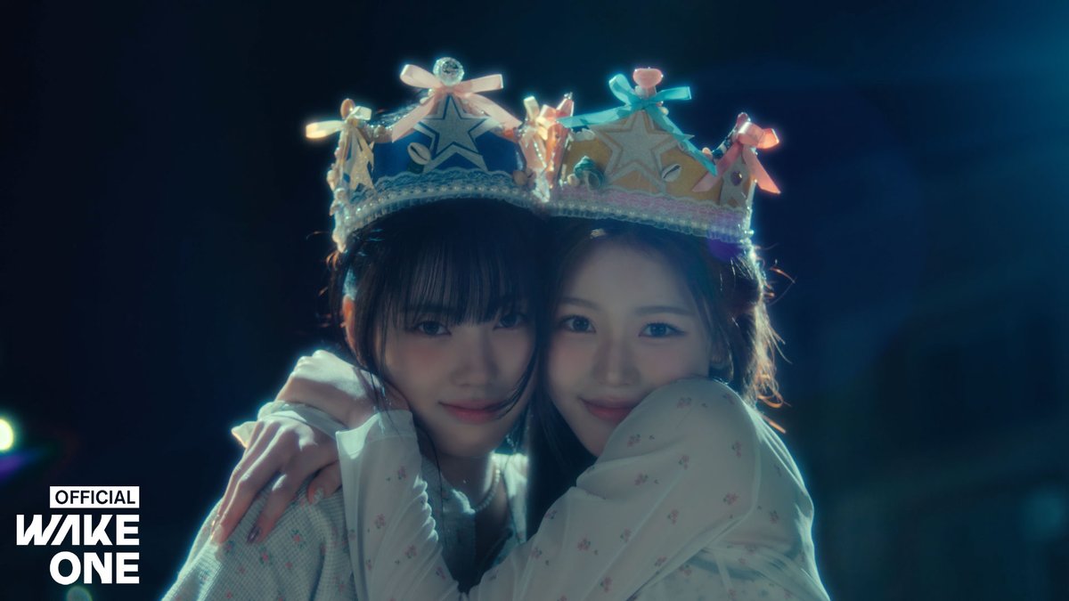 izna 'BEEP' MV Teaser 2

izna Single Album 'BEEP'
2025.06.09 6PM (KST)

🔗 youtu.be/EoNgVXG9Z0s

#izna #이즈나
#BEEP #izna_BEEP