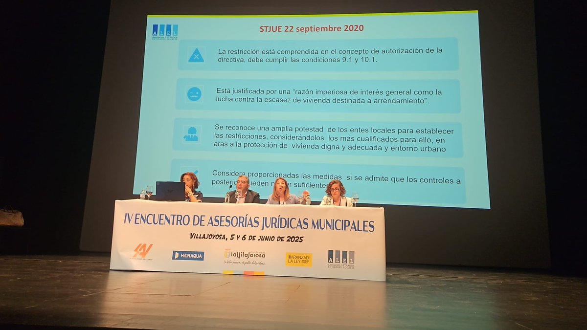 💥solicitudes #vuts Rosa Ramírez, Letrada de <a href="/AjuntamentVLC/">Ajuntament València</a> 1Mesa 4Encuentro <a href="/LetradosLocales/">LetradosLocales</a> con <a href="/VillajoyosaTur/">TurismoLavilajoiosa</a> <a href="/infoHIDRAQUA/">Hidraqua</a> y Agricultores De la Vega