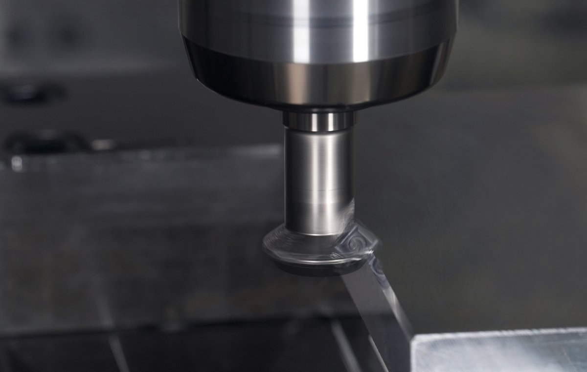 OSGCorporation's tweet image. The OSG Phoenix PMEN indexable chamfering cutter is engineered for both front and back chamfering. Chamfering of 30°, 45°, and 60° is possible with a common insert and two types of cutter bodies. 

Learn more: osg.co.jp/en/products/in…

#OSGPhoenix 
#indexable 
#chamfering