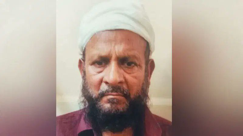 A 55-year-old #Muslim man named Mefuz has been arrested for #raping a 6-year-old girl inside a #Mosque in Karnataka's Chikkaballapura district, India. 

The accused Mefuz is also the father of an Islamic cleric.