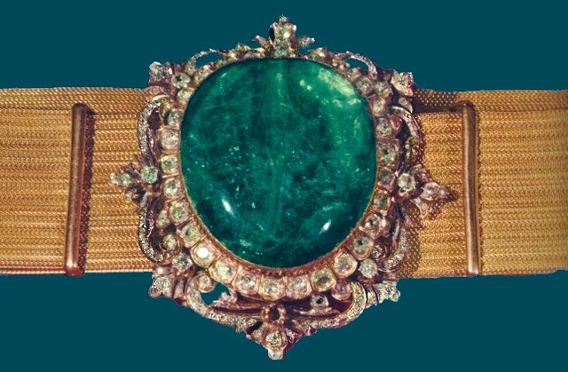 Royal Iranian coronation belt. 

Made of gold, diamonds and emerald.

National Treasury of Iran