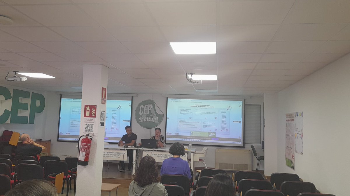 🔧 Metodologías activas y dinámicas de trabajo en FP II
Este Grupo de Trabajo ha apostado por un enfoque práctico, participativo y centrado en el alumnado para transformar la Formación Profesional.
#Jornadas2025 #FormaciónProfesional #MetodologíasActivas #InnovaciónEducativa