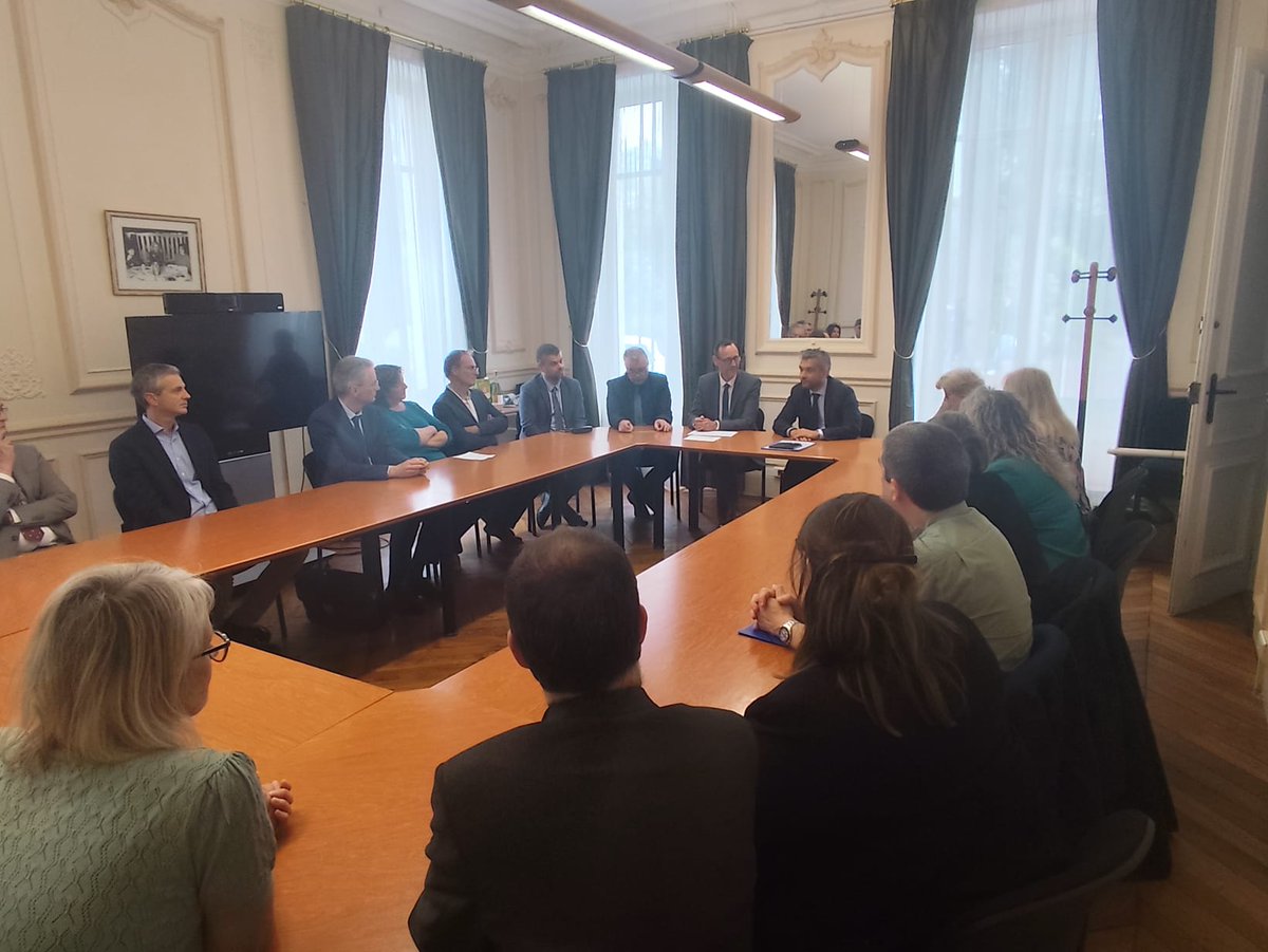 Académie d'Orléans-Tours tweet media
