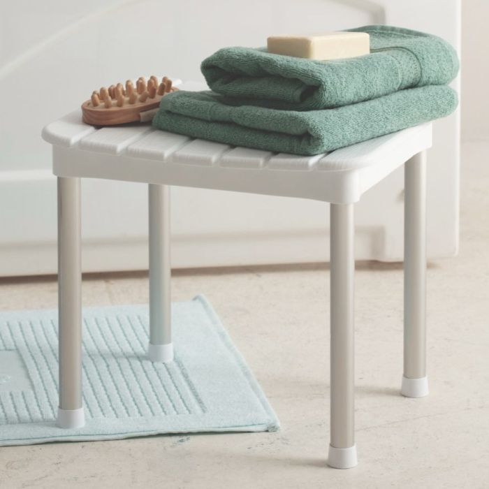 theowlbarn's tweet photo. Bring functionality to the bathroom with this Eucalyptus stool. 💦 
https://t.co/REx6QTo5BM https://t.co/cydePCfdrP